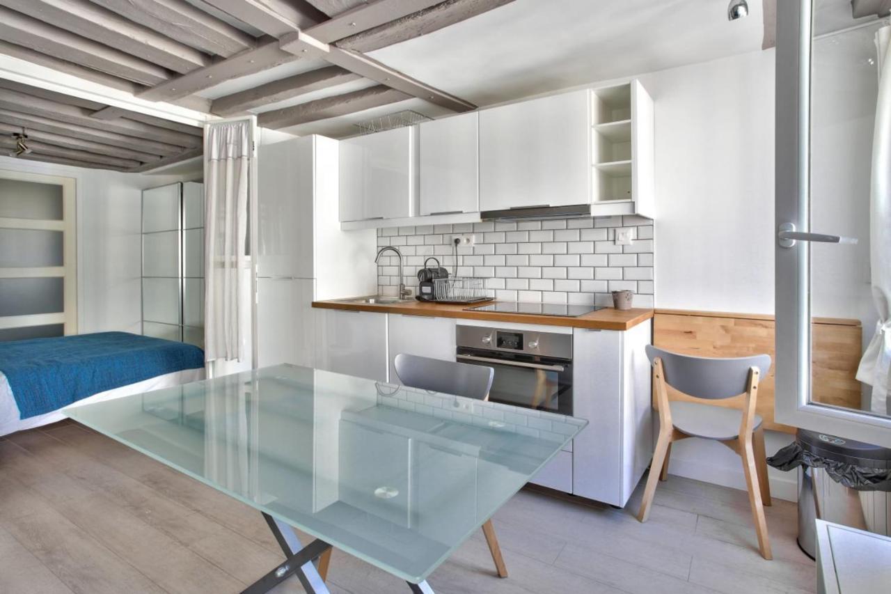 Studio Near Notre-dame De Cathedral Appartement *